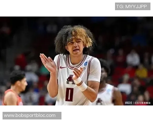 汉娜伊达尔戈狂砍30分10助攻13抢断成NCAA女篮新星