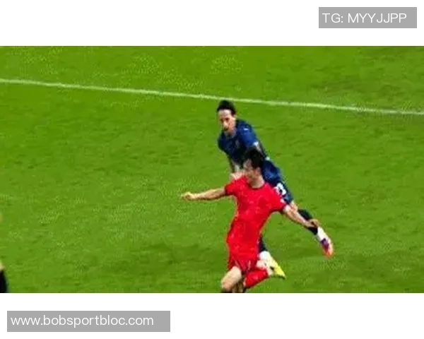 巴拉圭后卫失误助攻韩国严智星抽射破门取得领先