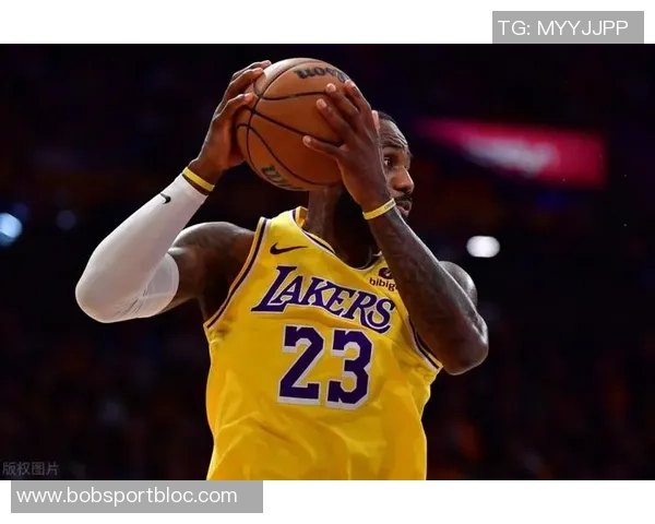 浓眉赛后重申首战重要性呼吁大家保持冷静不必过于担忧